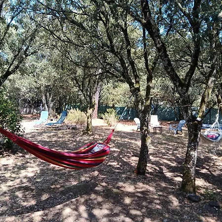 Les Yeuses Semesterbostad *