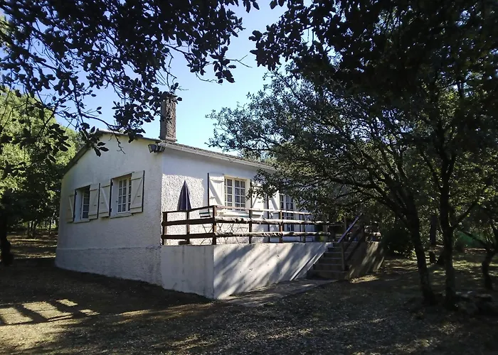 別荘 Les Yeuses Brousses-et-Villaret